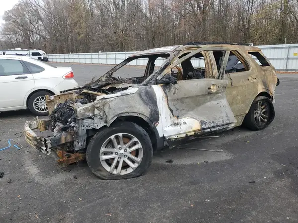 1FM5K7D83HGD12790 2017 FORD EXPLORER - Image 1