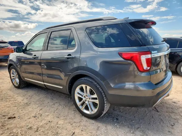 1FM5K7D83HGD39827 2017 FORD EXPLORER - Image 2
