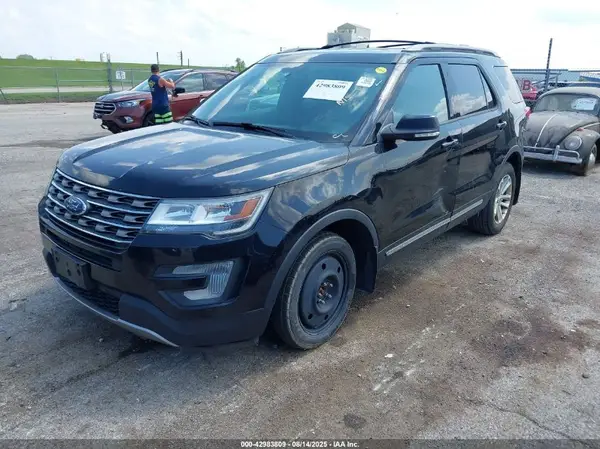 1FM5K7D83HGE01887 2017 FORD EXPLORER - Image 2