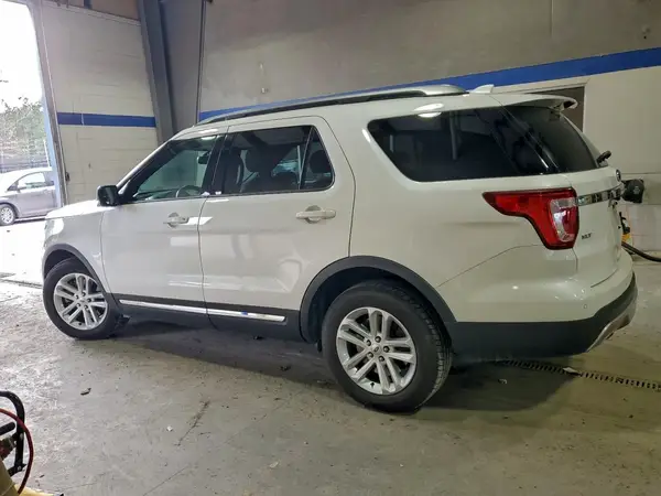 1FM5K7D83HGE09147 2017 FORD EXPLORER - Image 2