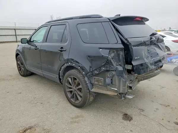 1FM5K7D83HGE12484 2017 FORD EXPLORER - Image 2