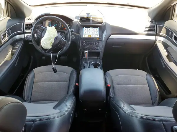 1FM5K7D83HGE25140 2017 FORD EXPLORER - Image 8