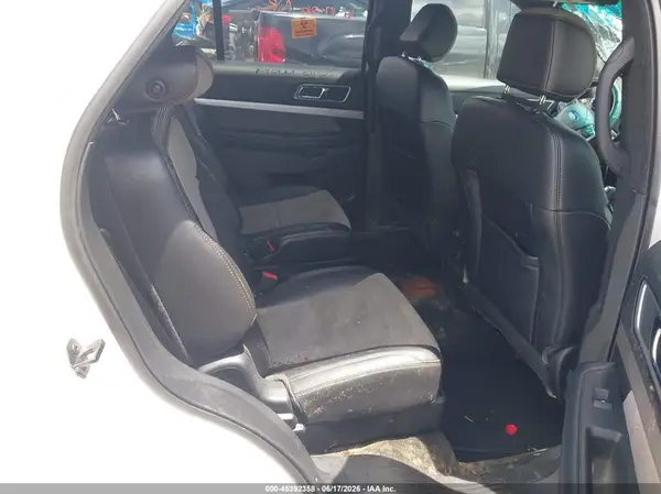 1FM5K7D83HGE32735 2017 FORD EXPLORER - Image 8
