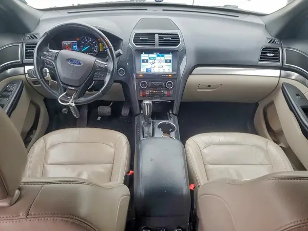 1FM5K7D83JGA42000 2018 FORD EXPLORER - Image 8