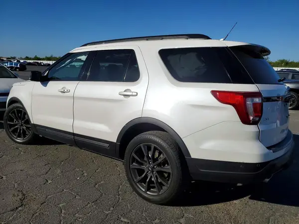 1FM5K7D83JGA56544 2018 FORD EXPLORER - Image 2