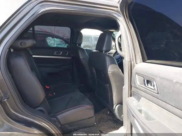 1FM5K7D83JGA79676 2018 FORD EXPLORER - Image 8