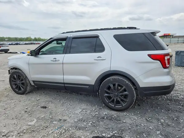 1FM5K7D83JGB04009 2018 FORD EXPLORER - Image 2
