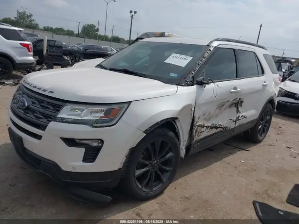 1FM5K7D83JGB07458 2018 FORD EXPLORER - Image 2