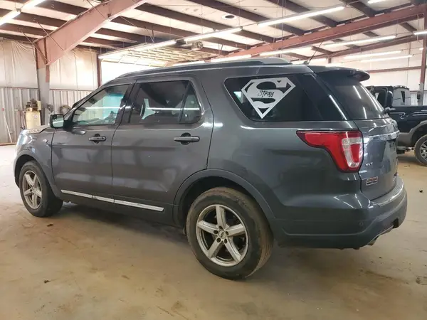 1FM5K7D83JGC05616 2018 FORD EXPLORER - Image 2