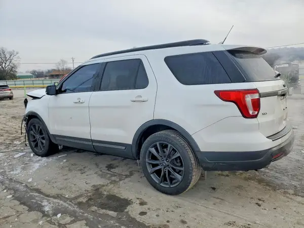 1FM5K7D83JGC22772 2018 FORD EXPLORER - Image 2