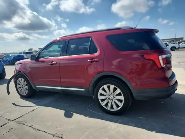 1FM5K7D83JGC26157 2018 FORD EXPLORER - Image 2
