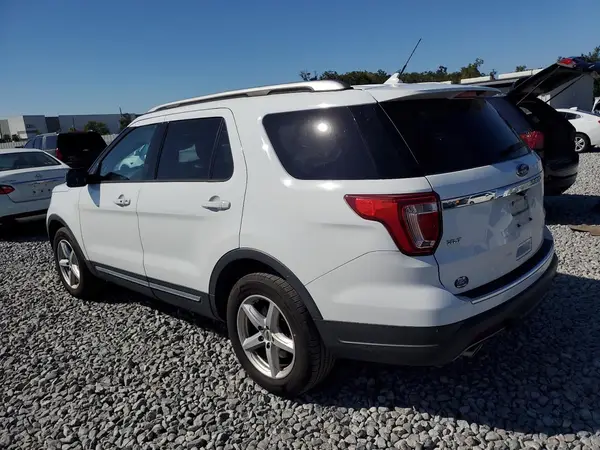1FM5K7D83JGC51723 2018 FORD EXPLORER - Image 2