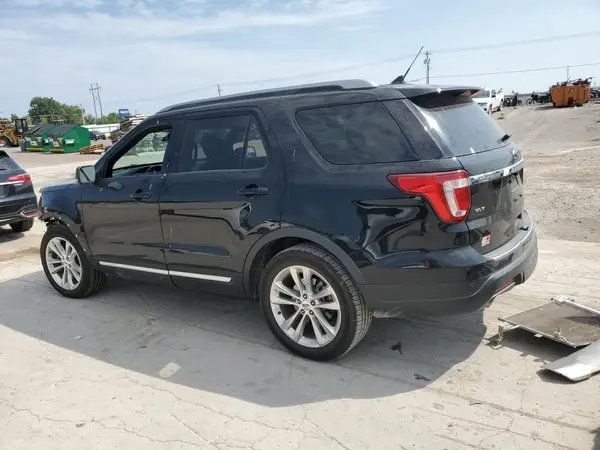 1FM5K7D83JGC70157 2018 FORD EXPLORER - Image 2