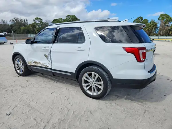1FM5K7D83JGC94152 2018 FORD EXPLORER - Image 2