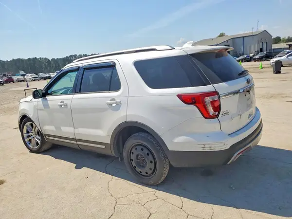 1FM5K7D84GGA06826 2016 FORD EXPLORER - Image 2