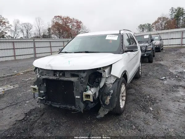 1FM5K7D84GGB36928 2016 FORD EXPLORER - Image 2
