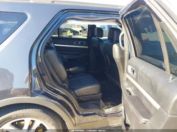 1FM5K7D84HGA19979 2017 FORD EXPLORER - Image 8