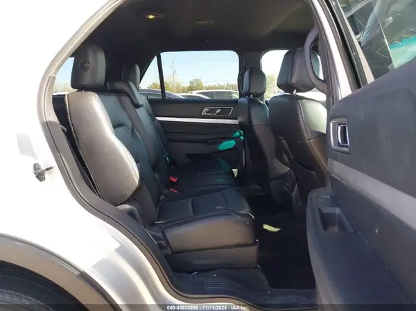 1FM5K7D84HGA27340 2017 FORD EXPLORER - Image 8