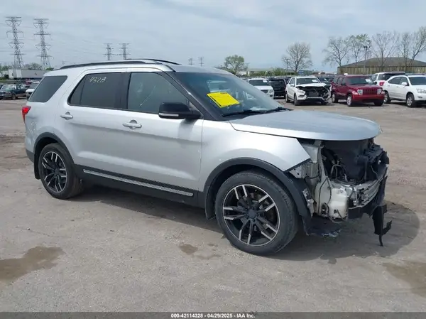1FM5K7D84HGA46521 2017 FORD EXPLORER - Image 1