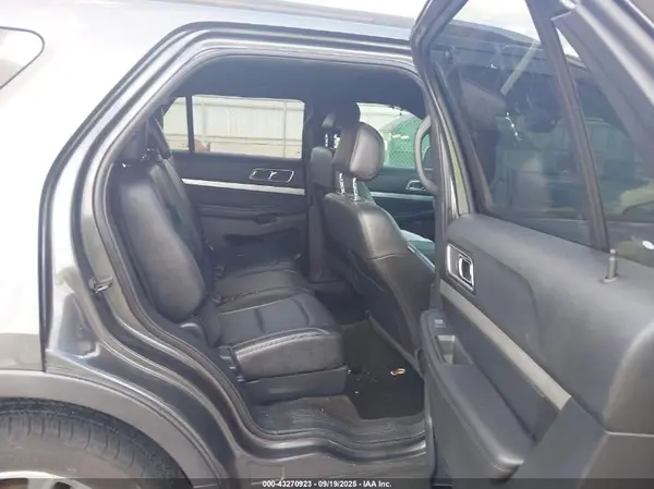 1FM5K7D84HGA46583 2017 FORD EXPLORER - Image 8