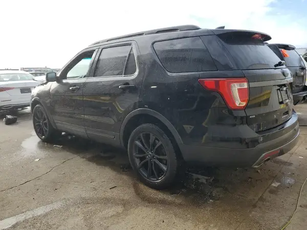 1FM5K7D84HGA58488 2017 FORD EXPLORER - Image 2