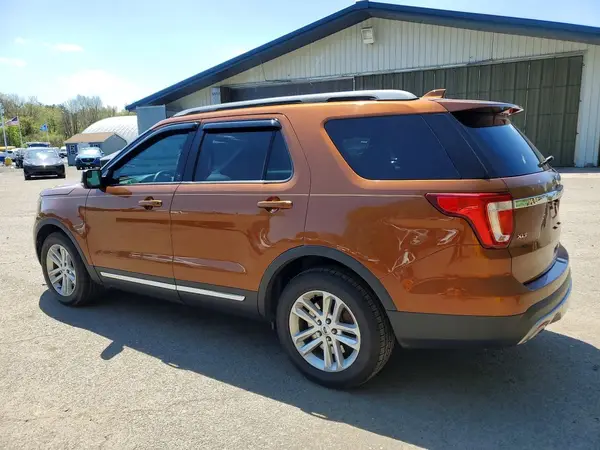 1FM5K7D84HGA67367 2017 FORD EXPLORER - Image 2