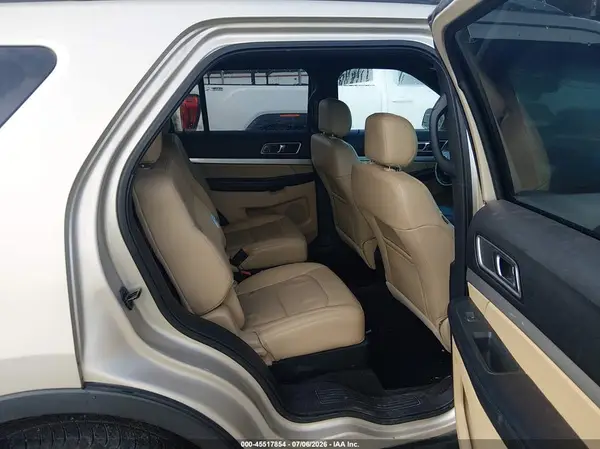 1FM5K7D84HGB19337 2017 FORD EXPLORER - Image 8