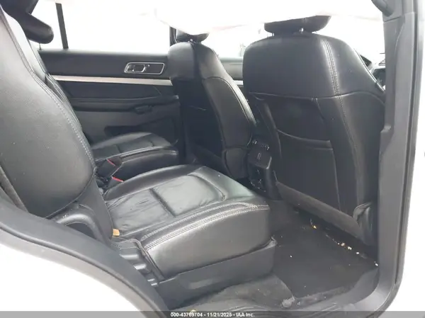 1FM5K7D84HGB30922 2017 FORD EXPLORER - Image 8