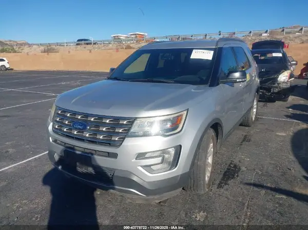 1FM5K7D84HGB40088 2017 FORD EXPLORER - Image 2