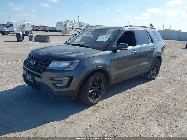 1FM5K7D84HGB59238 2017 FORD EXPLORER - Image 2