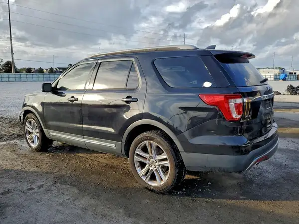 1FM5K7D84HGB59935 2017 FORD EXPLORER - Image 2