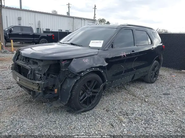 1FM5K7D84HGB68845 2017 FORD EXPLORER - Image 2