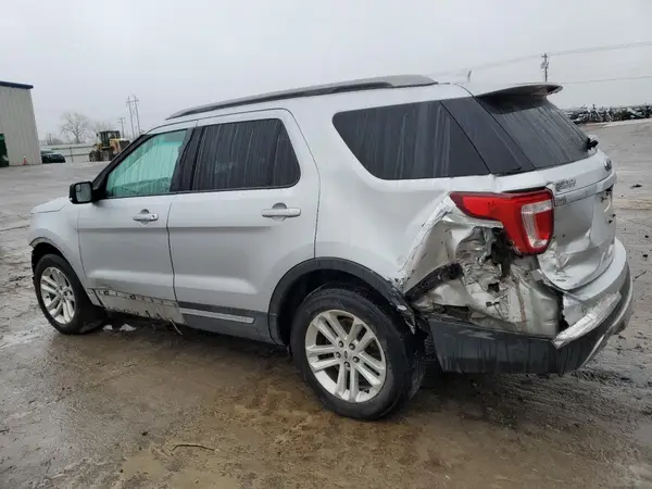 1FM5K7D84HGB70210 2017 FORD EXPLORER - Image 2