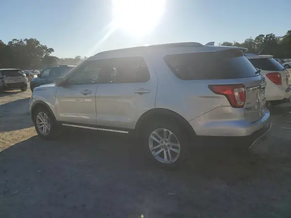 1FM5K7D84HGB87749 2017 FORD EXPLORER - Image 2