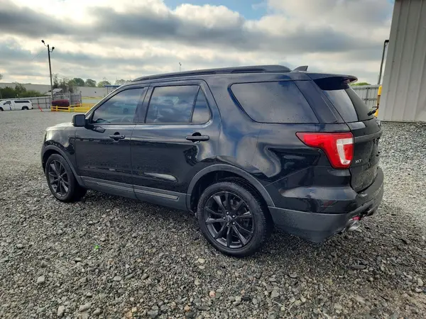 1FM5K7D84HGC05733 2017 FORD EXPLORER - Image 2