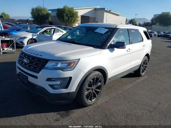 1FM5K7D84HGC13377 2017 FORD EXPLORER - Image 2