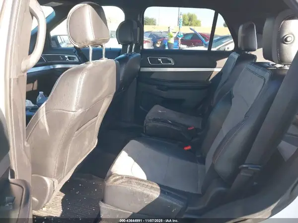 1FM5K7D84HGC13377 2017 FORD EXPLORER - Image 8