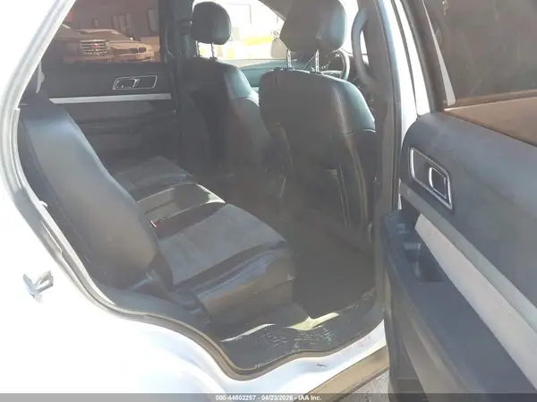 1FM5K7D84HGC20281 2017 FORD EXPLORER - Image 8
