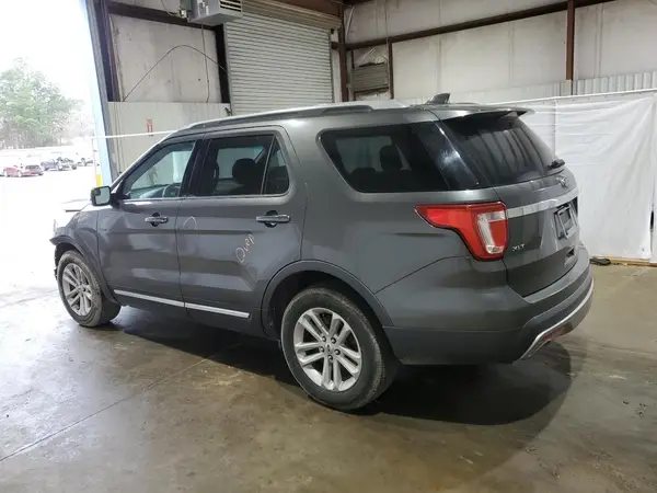 1FM5K7D84HGC51613 2017 FORD EXPLORER - Image 2