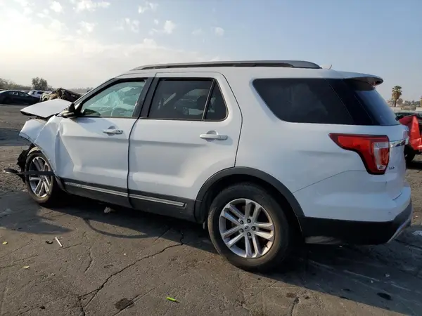 1FM5K7D84HGC85339 2017 FORD EXPLORER - Image 2