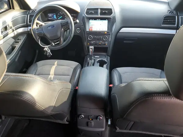 1FM5K7D84HGC99418 2017 FORD EXPLORER - Image 8