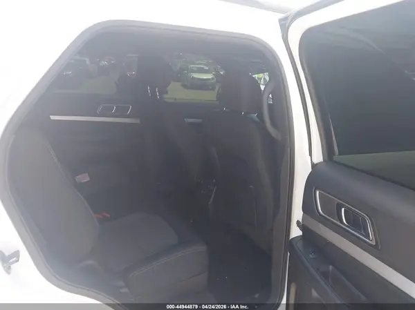 1FM5K7D84HGD16850 2017 FORD EXPLORER - Image 8