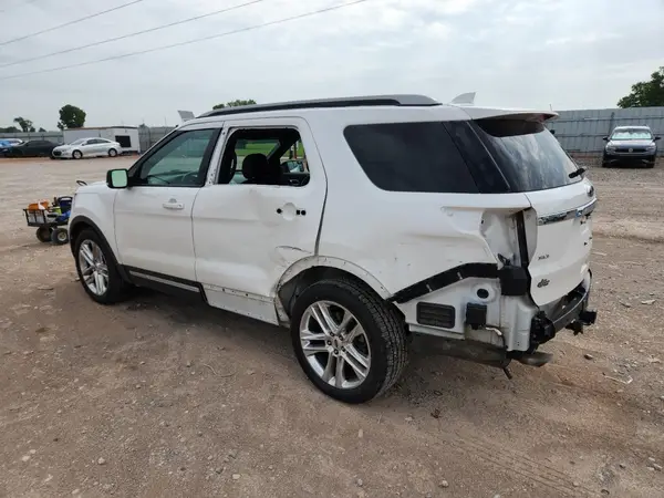 1FM5K7D84HGD40050 2017 FORD EXPLORER - Image 2