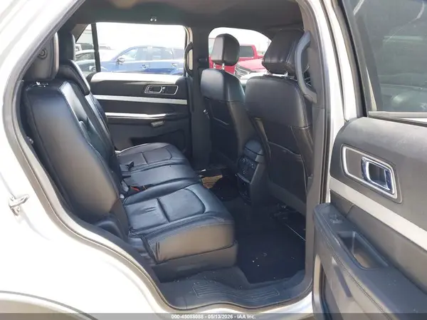1FM5K7D84HGD40419 2017 FORD EXPLORER - Image 8