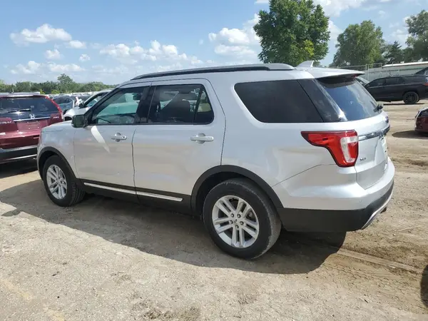 1FM5K7D84HGD54501 2017 FORD EXPLORER - Image 2