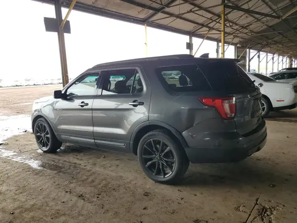 1FM5K7D84HGD56037 2017 FORD EXPLORER - Image 2