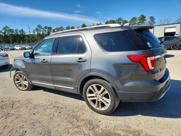 1FM5K7D84HGD76997 2017 FORD EXPLORER - Image 2