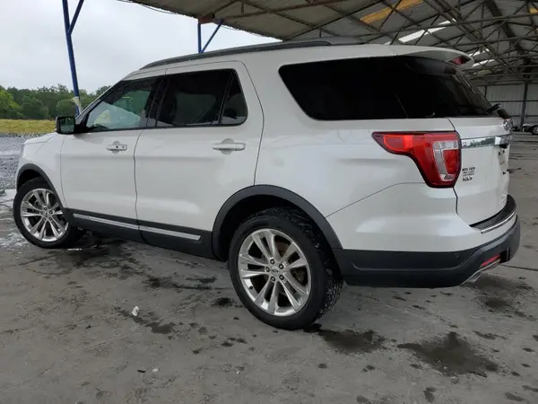 1FM5K7D84JGA62885 2018 FORD EXPLORER - Image 2