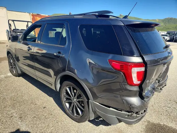 1FM5K7D84JGA69044 2018 FORD EXPLORER - Image 2