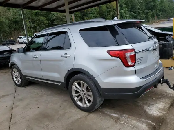 1FM5K7D84JGA75958 2018 FORD EXPLORER - Image 2